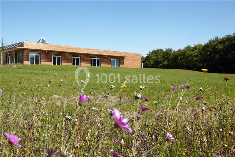 SALLES ESPACE DU LAC, VUE DE L'EXTERIEUR