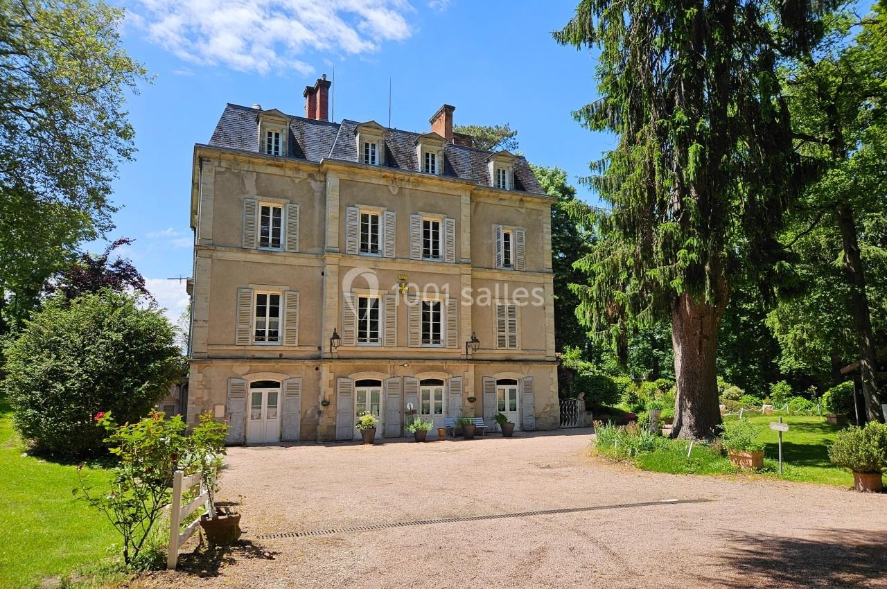 Location salle Lezoux (Puy-de-Dôme) - Château de Montsablé #1