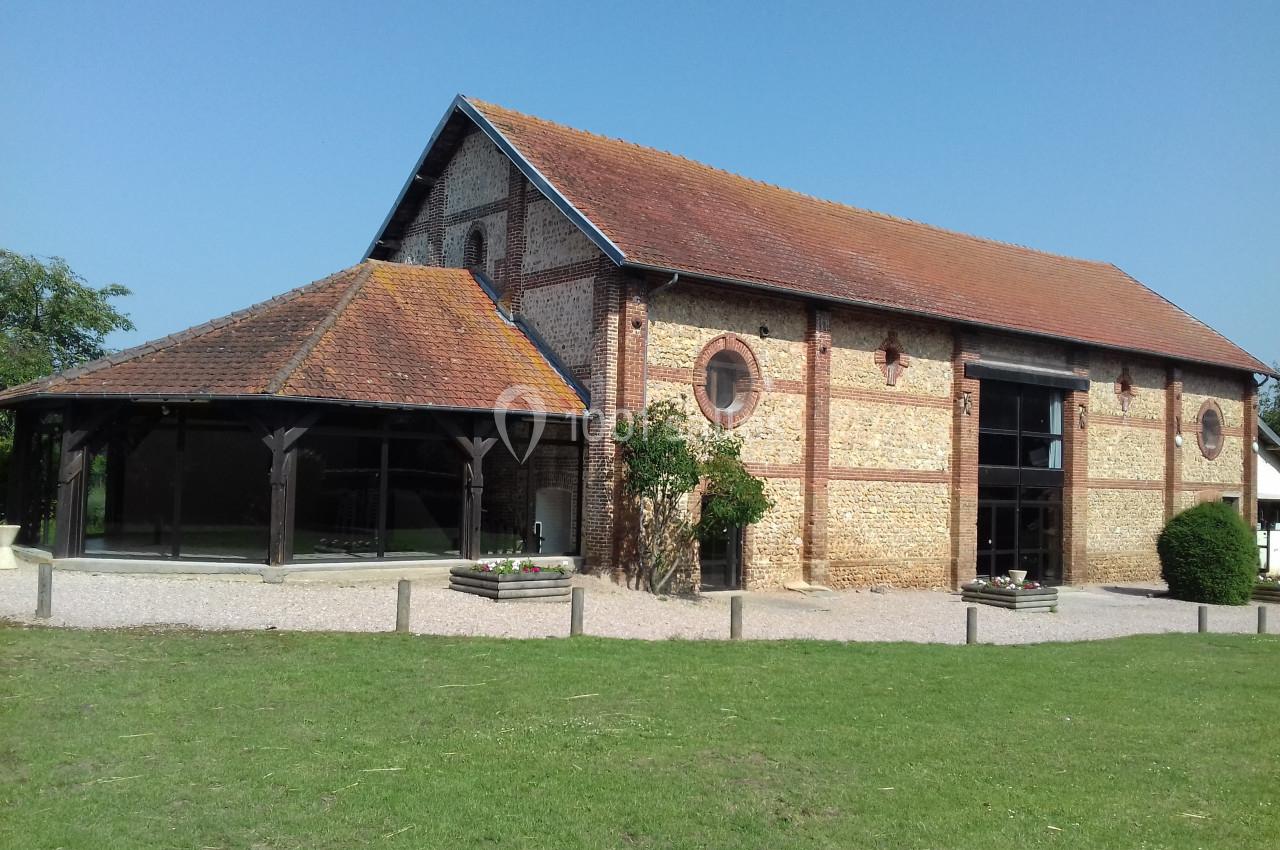 La Grange De Berville Sur Mer à Berville-sur-Mer (27210) - Location de  salle pour mariage