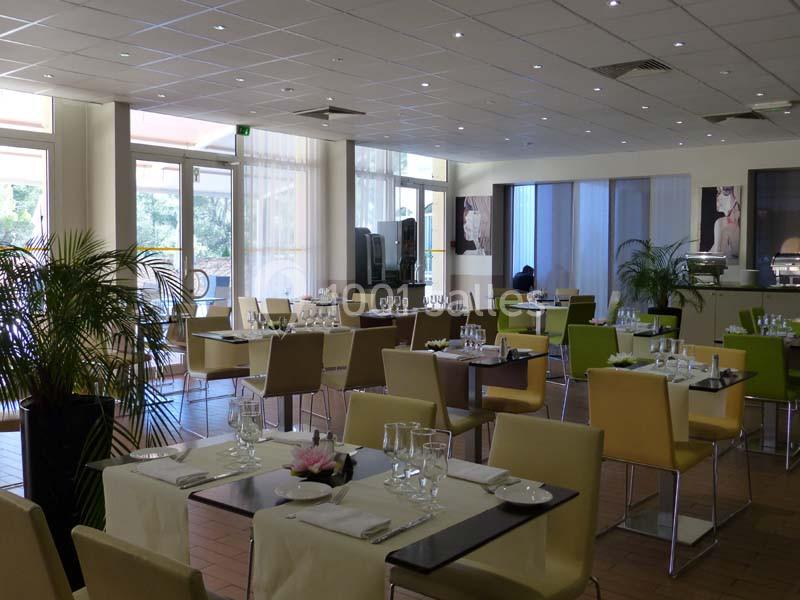 Hôtel Royal Mirabeau  AixenProvence (13080)  1001Salles