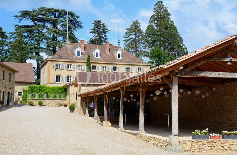 Location salle Saint-Marcel-Bel-Accueil (Isère) - Domaine de Chanille #1