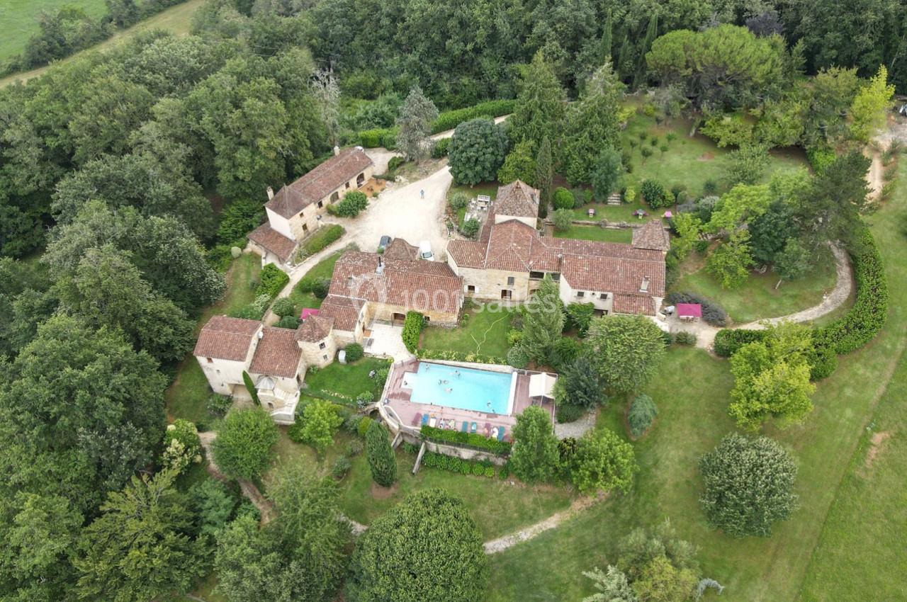 Location salle Puy-l'Évêque (Lot) - Domaine du Cardou #1