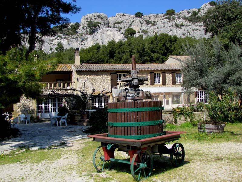 Location salle Salon-de-Provence (Bouches-du-Rhône) - Domaine De Roquerousse #1