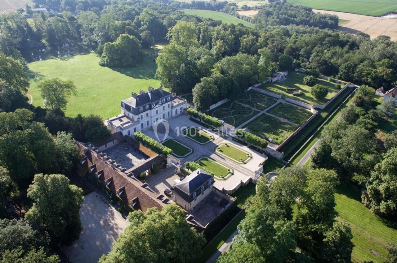 Vue aérienne du Domaine du Château d'Aunoy