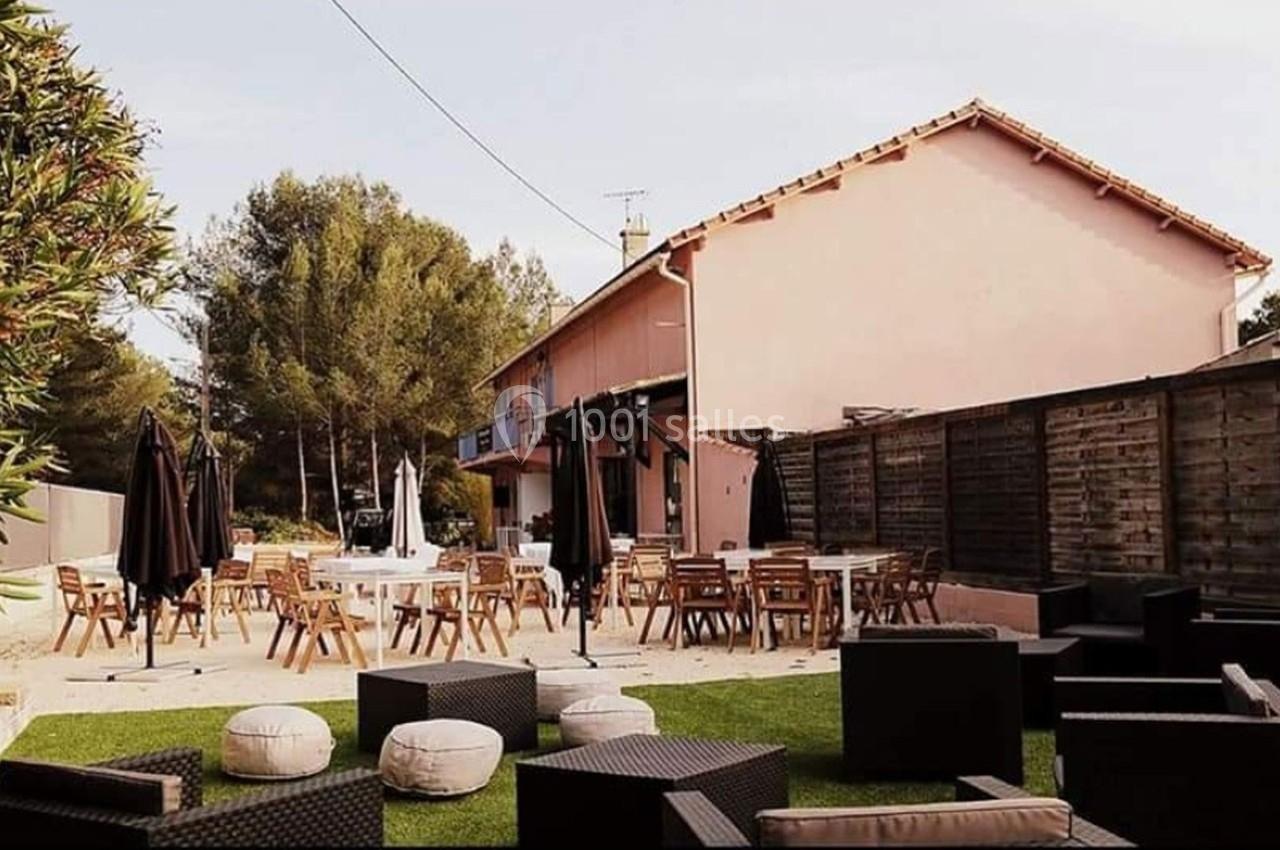 Location salle Saint-Cyr-sur-Mer (Var) - La Bastide #1