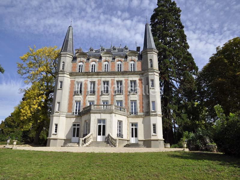 Location salle Marcoussis (Essonne) - Château De Bel Ebat #1